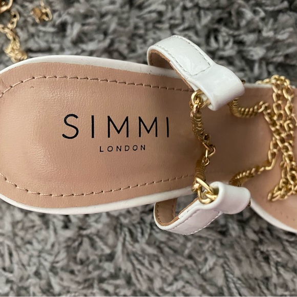 New White Simmi Heels! - Picture 3 of 4